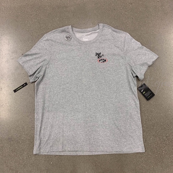 Nike Men's Dri-Fit Basketball Training Top Tee T-Shirt CT6115-063 Grey Size XXXL - Picture 1 of 10